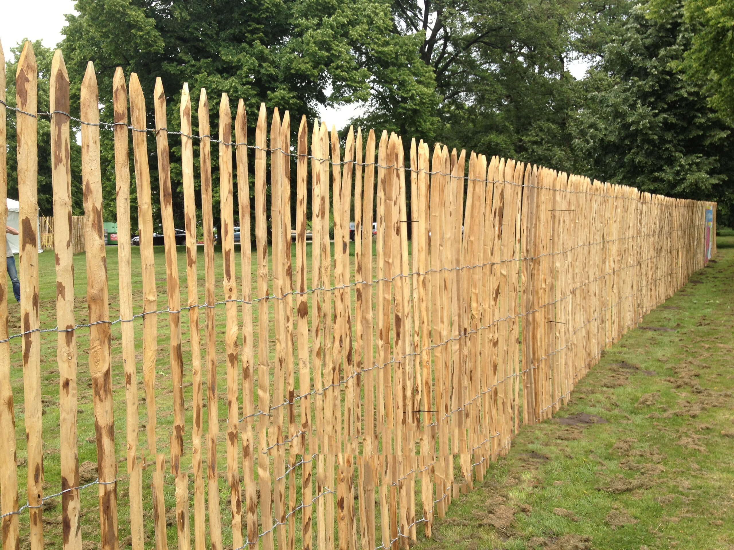 frans kastanje hekwerk 150 cm hoog Plaatsing kastanje hekwerk